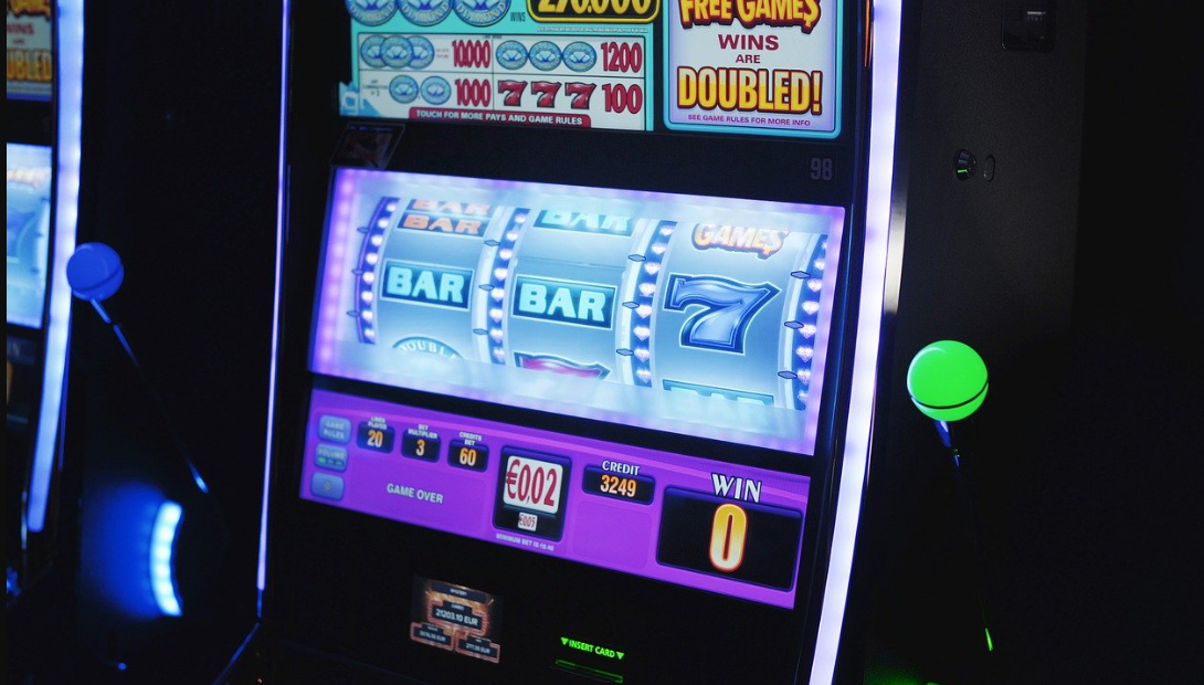 Slot